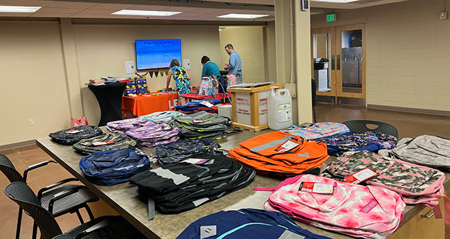 Lemberg Electric collecting school supplies