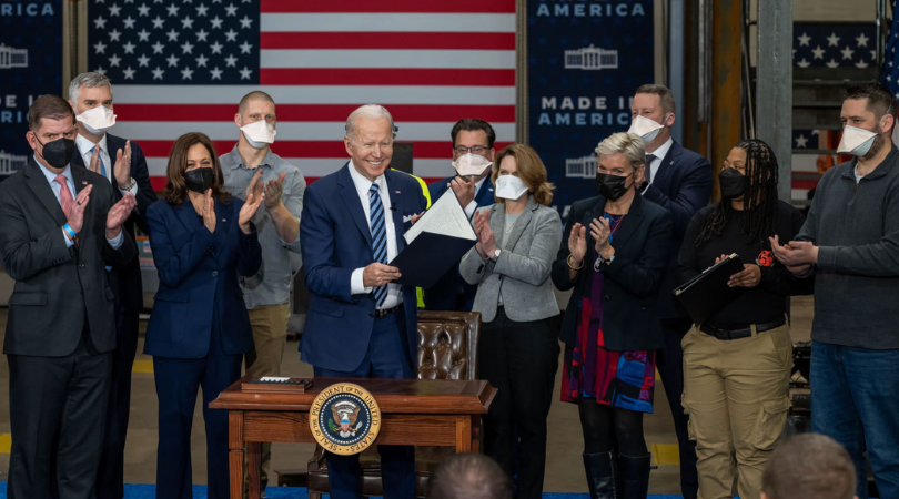 NECA Praises Biden Administration’s EV Infrastructure Deployment Plan