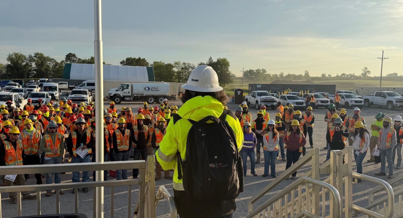 MATES North America Pilot | Crowd of Workers