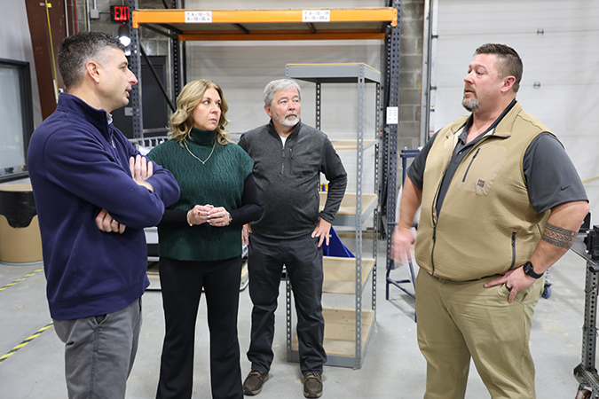 Superior Electric Great Lakes Company Hosts Rep. Tom Barrett