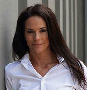 Ronna Davis Headshot | NECA EMERGE 2024