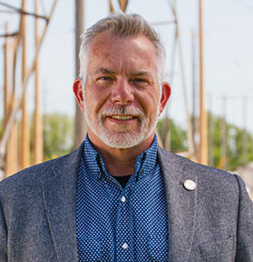 Mark Groves Headshot | Hold the Line Leadership Summit